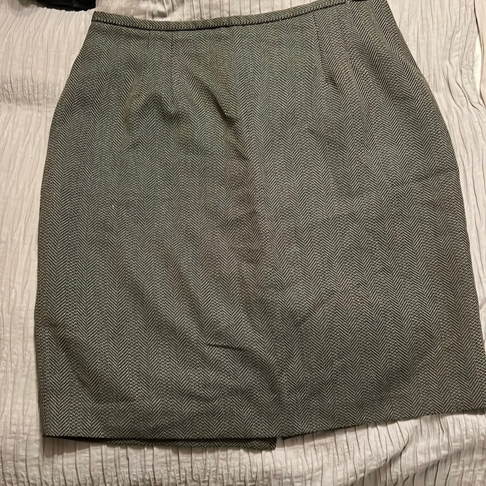 Women’s skirt